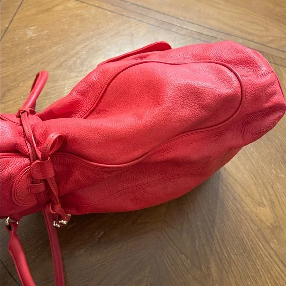 Isaac Mizrahi Live XLG Fire Engine RED 100% Leather Bag Tote Purse gold hardware - Picture 8 of 12